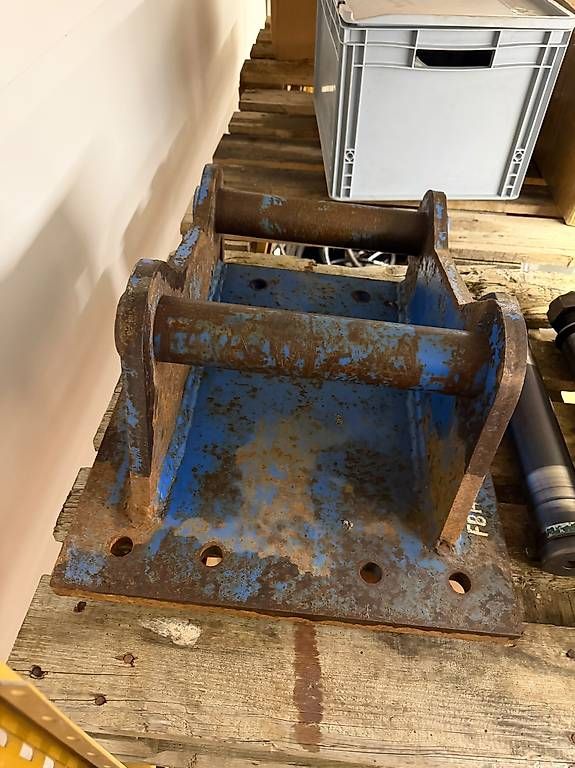 Escavatori: Schraubadapterplatte zu Schreitbagger Kaiser S12 – Usato da Arth venduto da inf_8dpn