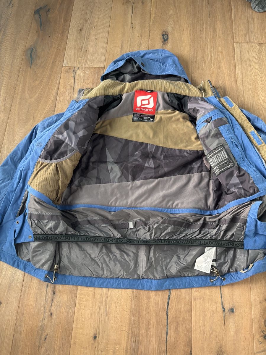 Completi, tute sportive e funzionali: 🏂 Below Zero Set (M) + Burton Handschuhe + Pullis! – Usato da Hendschiken venduto da Urania 5