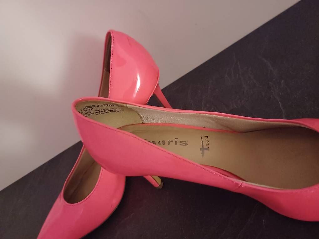 Scarpe da donna: Pink Pumps – Usato da Emmenbrücke venduto da Ddagi 1