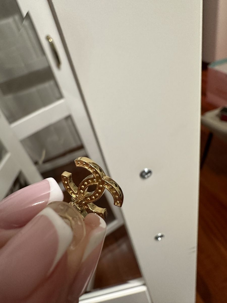 Chanel Orecchini pendenti & Orecchini a lobo: Chanel clip on earrings – Nuovo (secondo la descrizione) da Kilchberg ZH venduto da cruella 4