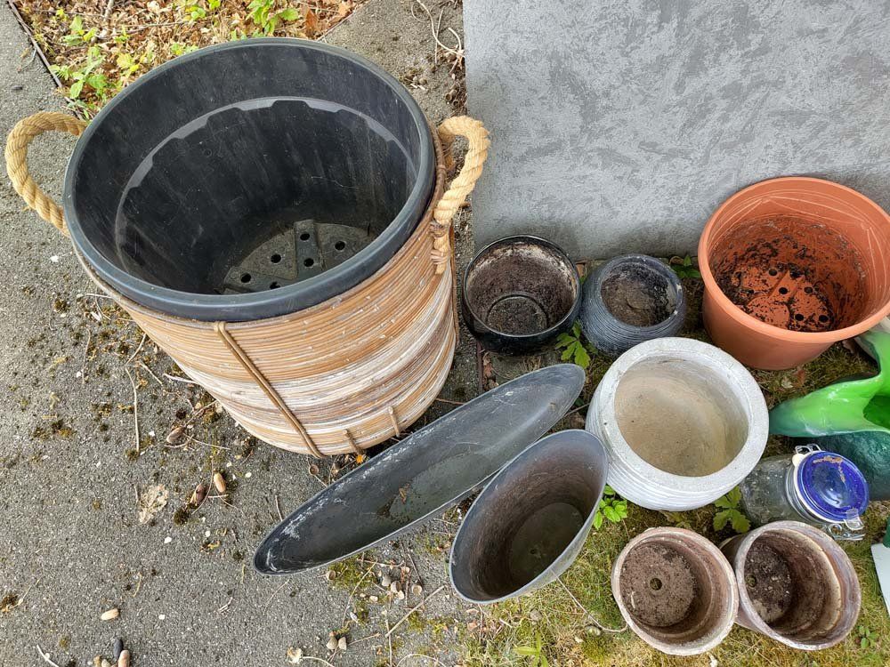 Vasi per fiori: Diverse Blumentöpfe – Usato da Steinmaur venduto da Swave 1