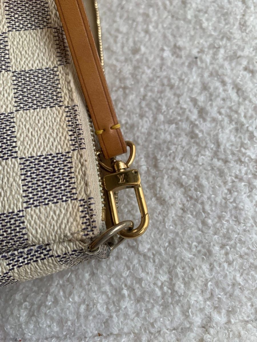Louis Vuitton Borse da donna: Louis Vuitton Pochette Damier Azur – Usato da Widnau venduto da Pukpan_99 5