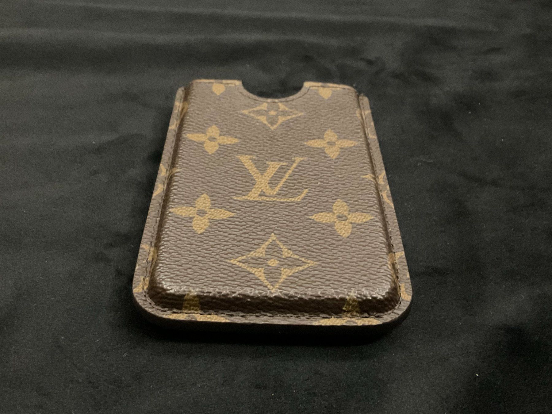 Louis Vuitton Altro in  Abbigliamento & Accessori: Handyhülle Louis Vuitton – Usato da Bettwiesen venduto da wicking27 1
