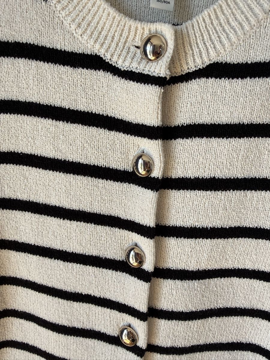 H&M Top: H&M Top xs – Nuovo (secondo la descrizione) da Luzern venduto da Aistee 2