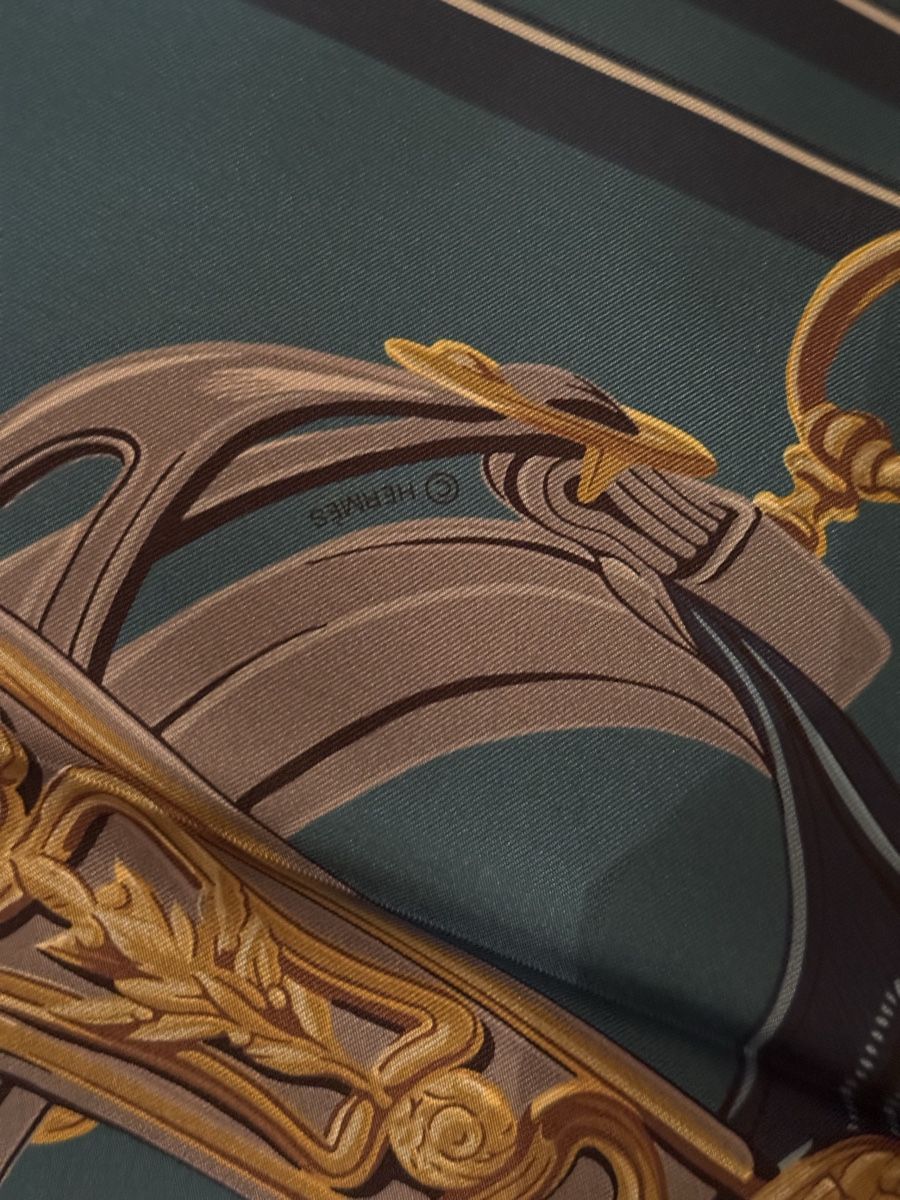 Hermès Foulard & Sciarpe: Hermès carré double face Brides de Gala – Nuovo e nell'imballaggio originale da Genève venduto da Allisgood 6