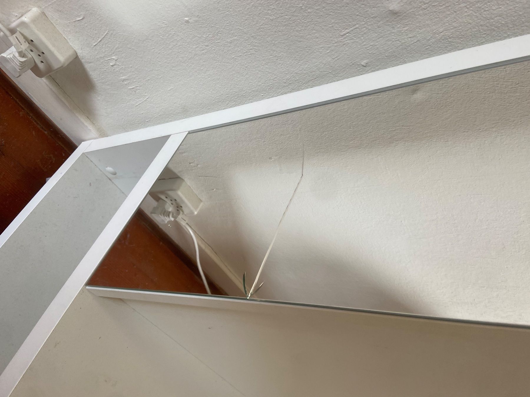 Armadi: kleiderschrank/ spiegelschrank – Usato da Meilen venduto da rowland534 3