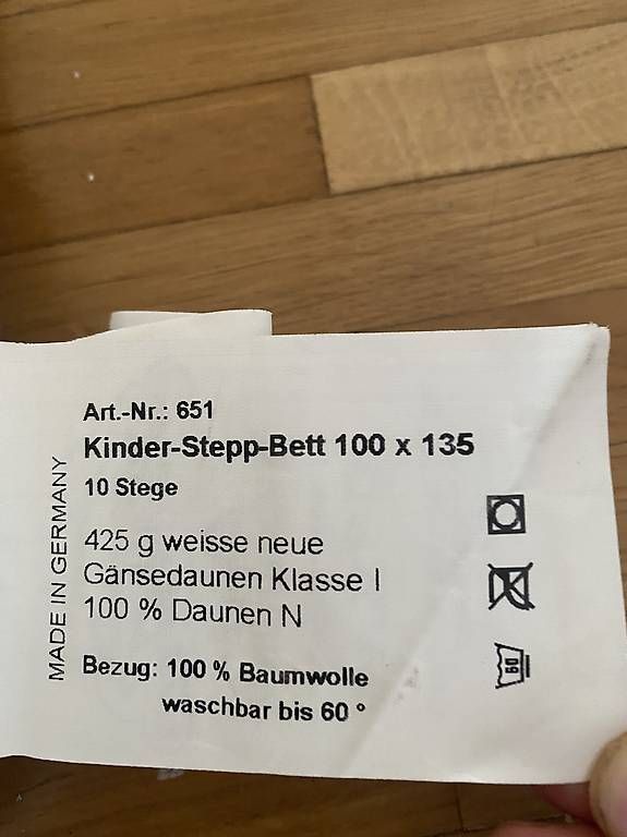 Decken: Daunen Steppdecke Baby 135x100 – Gebraucht aus Horw von sere4 2