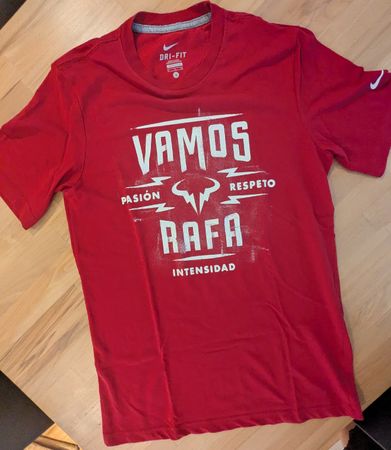 T-Shirt von Nadal