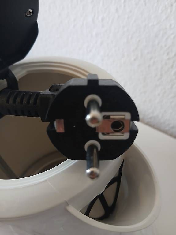 Bollitori: Neuer Wasserkocher 1.7l – Usato da Zürich venduto da Metatron2022. 4
