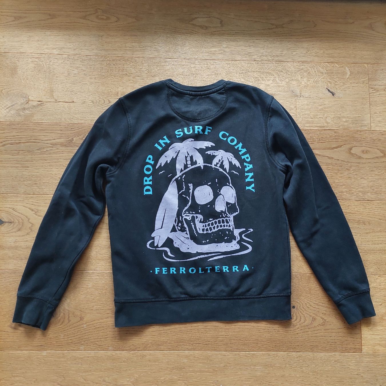 Pullover & Sweatshirts: Sweatshirt/Pullover Drop in Surf Company – Gebraucht aus Fehraltorf von fridolin024 1