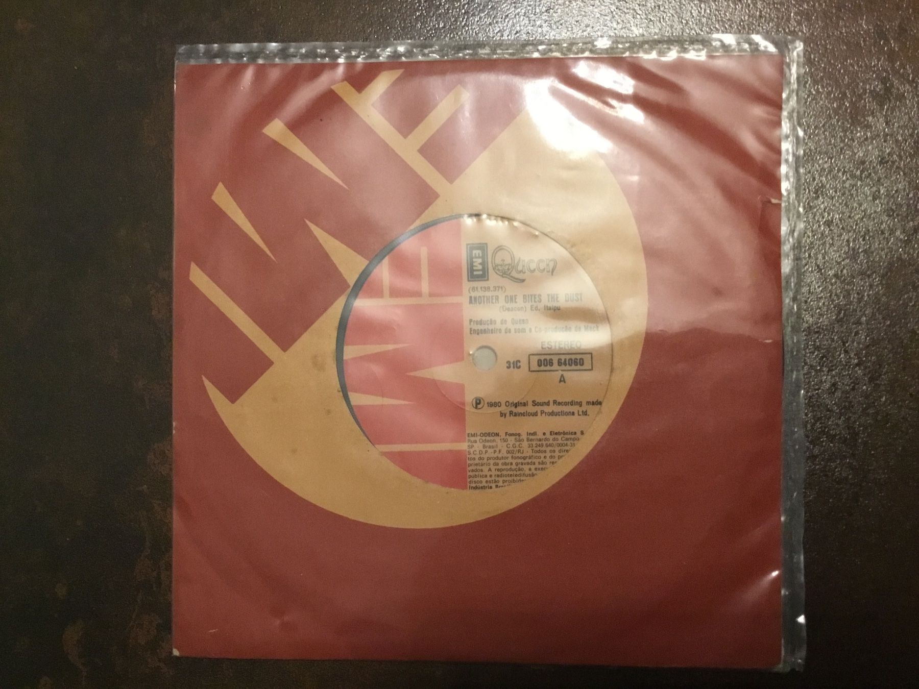 Vinyles: Queen – Another One Bites The Dust “7 Brazil – D'occasion à founex par cetrarese01 1