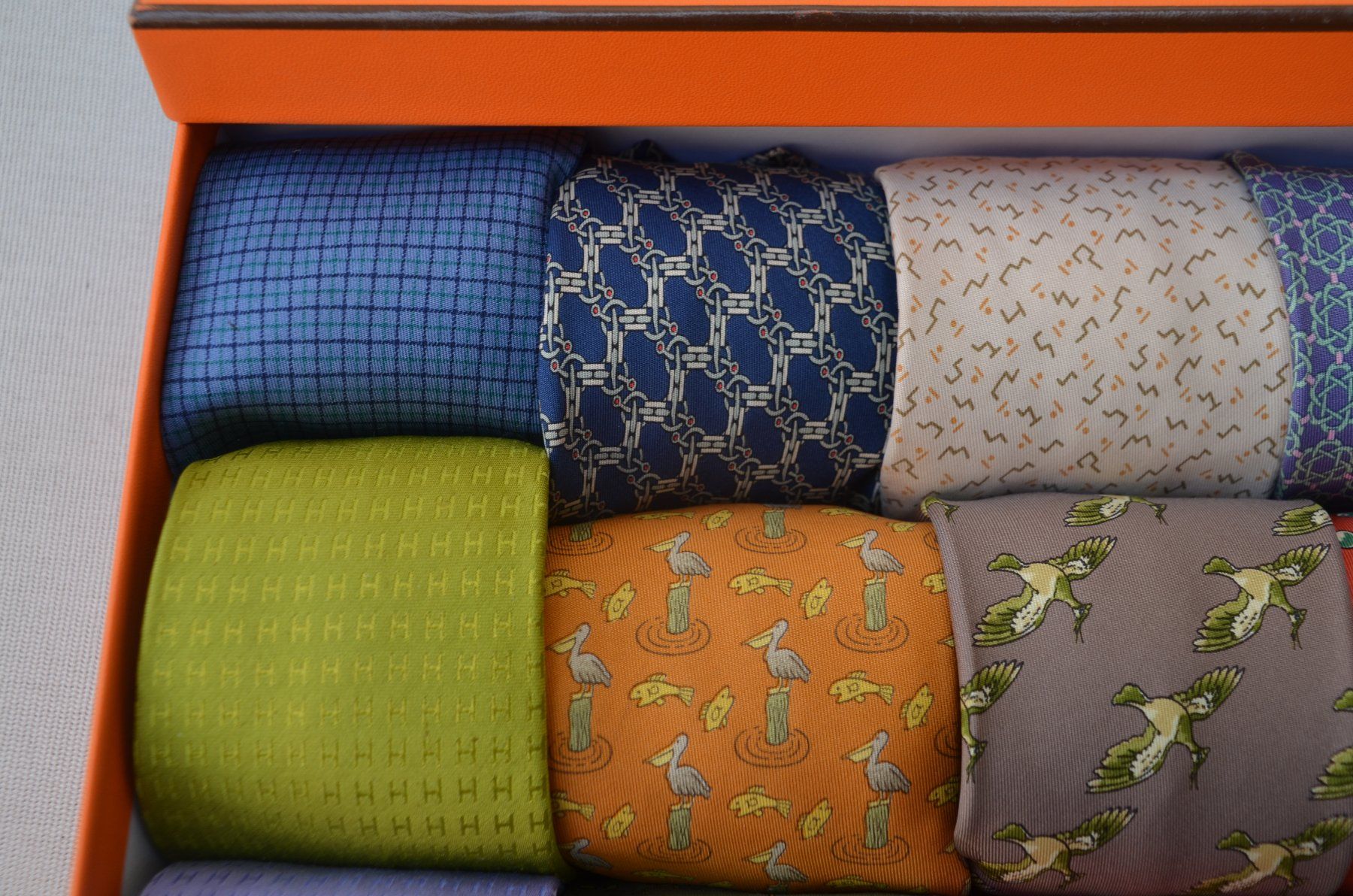 Hermès Cravatte: 12 x Krawatte / Cravate Hermès  Soie/ Seide – Usato da Collonges venduto da Auganien 2