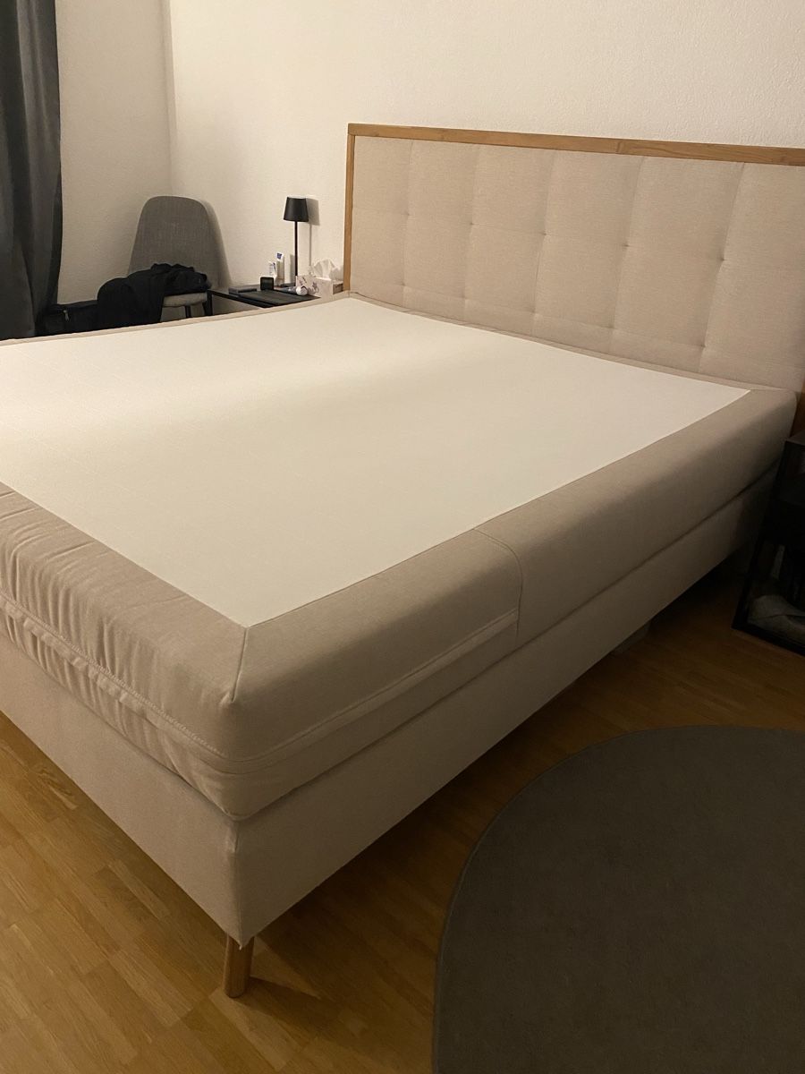 Livique Letti: Boxspring- Bett 180x200 mit Matratze ohne Topper – Usato da Solothurn venduto da Marcol333