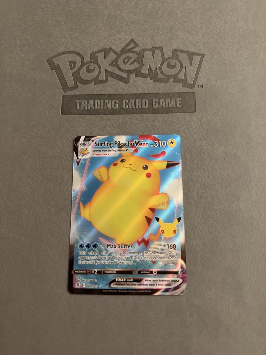 Pokémon Cartes à collectionner: Surfing Pikachu V MAX – D'occasion à Biel/Bienne par SeeLoewe55