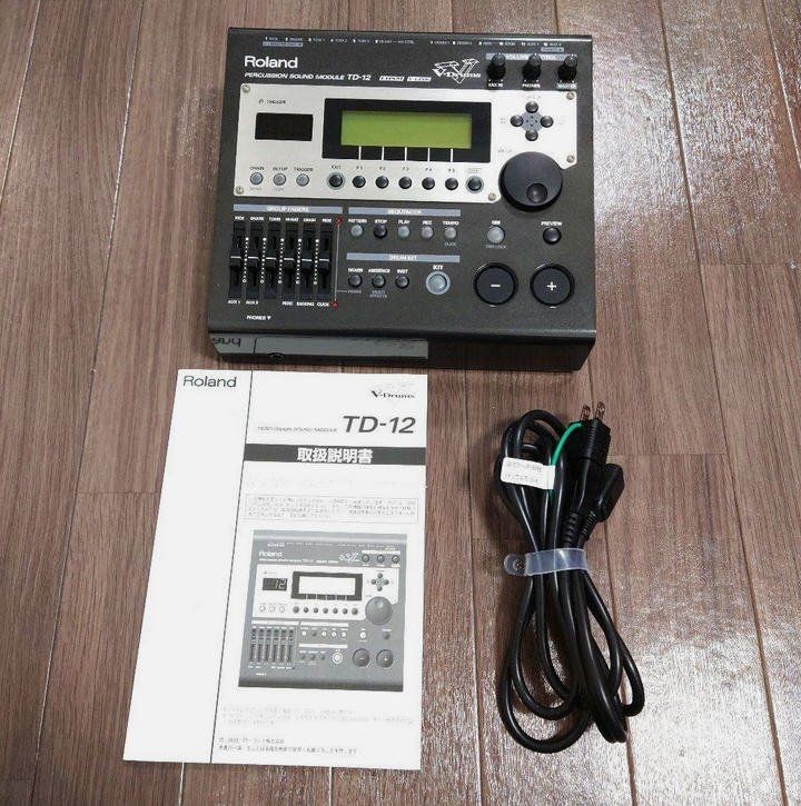 Roland Musikinstrumente: Roland TD 12 Percussion Sound Module – Neu (gemäss Beschreibung) aus Erlach von thermoflash