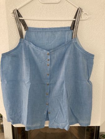 NEU Top BW hellblau 44