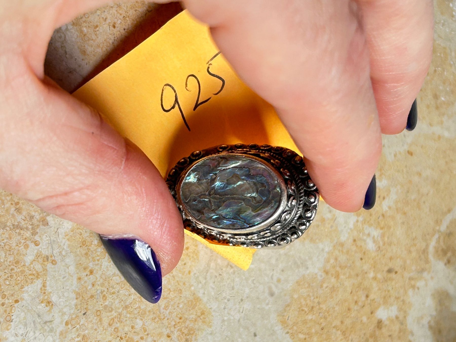 Bagues: Vintage Ring, Silberlook mit Abalone (Grösse 58) – D'occasion à Laufen par belleskulptur 5