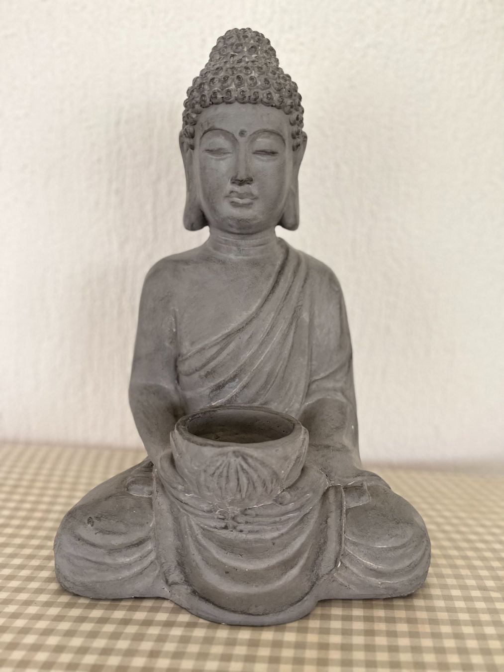Statuette: Buddha mit kerzenschale – Usato da Konolfingen venduto da coolingguy
