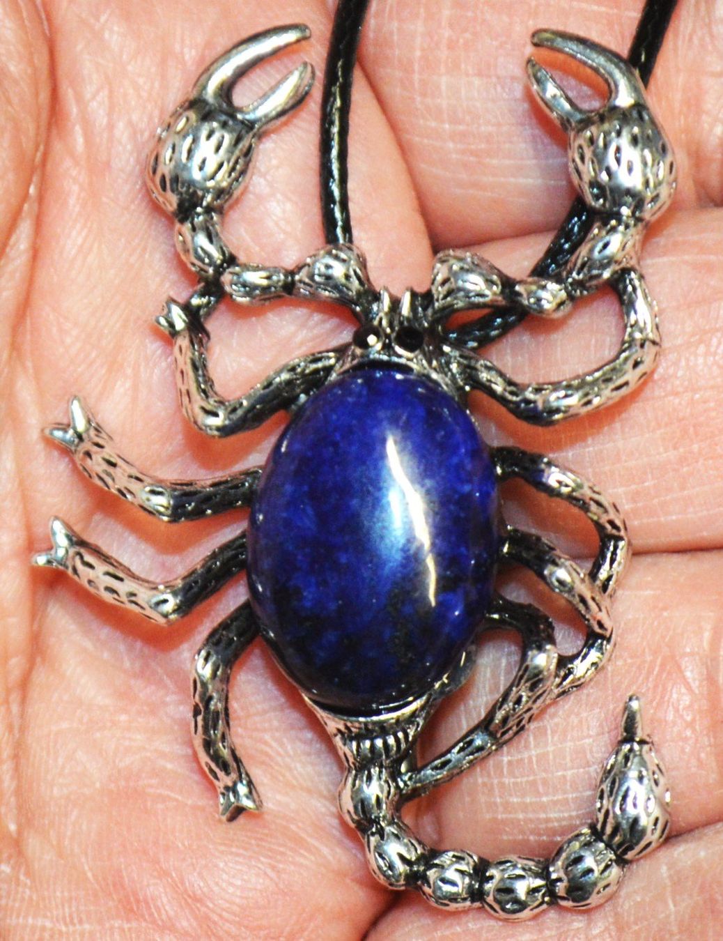 Spille & Fermagli: Brosche oder Halskette - G-755 - Skorpion – Lapislazuli – Nuovo e nell'imballaggio originale da Goldiwil (Thun) venduto da han_v5b7 3