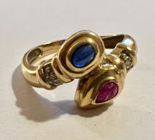 Gold-Ring 18 K mit Saphir, Rubin und Diamanten "Toi et Moi"