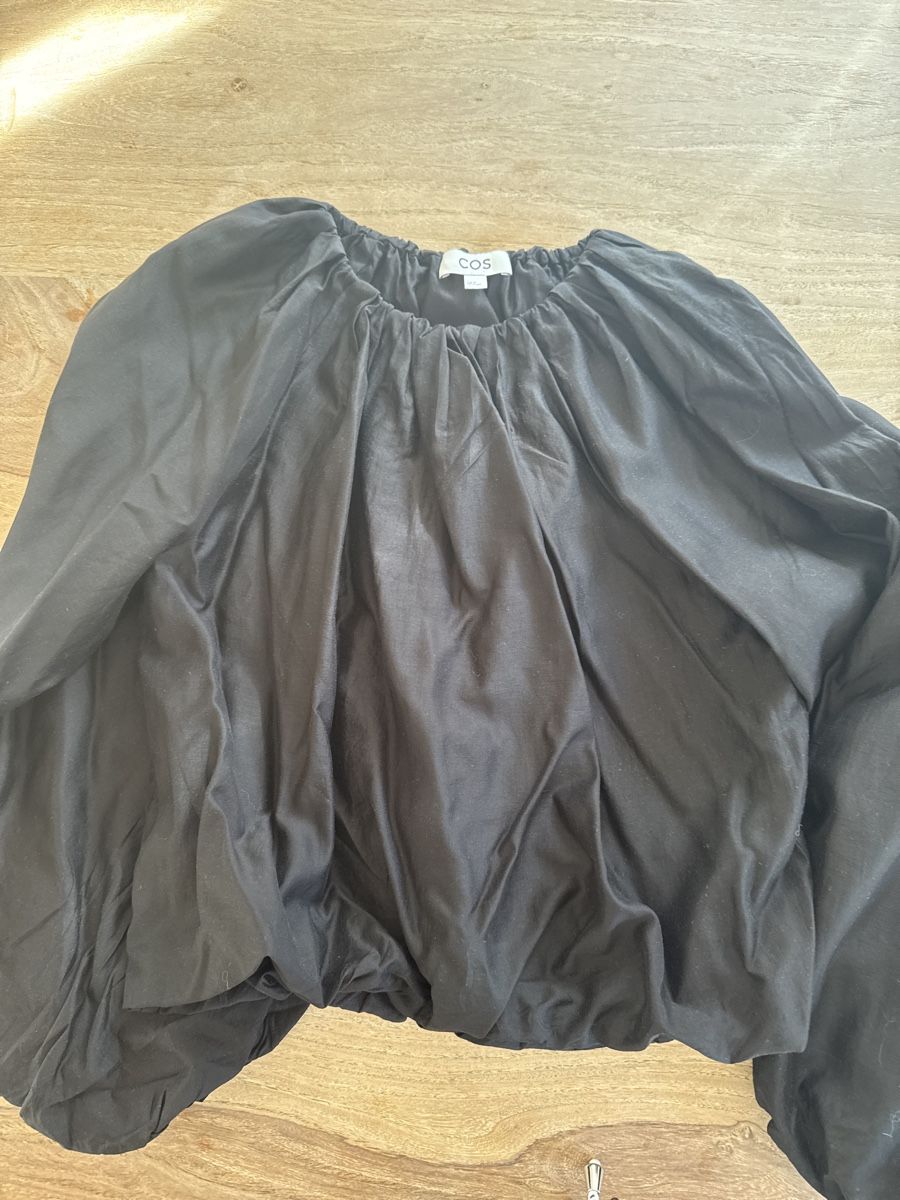 Cos Blusen: Cos Bluse – Gebraucht aus Gibswil von spongii
