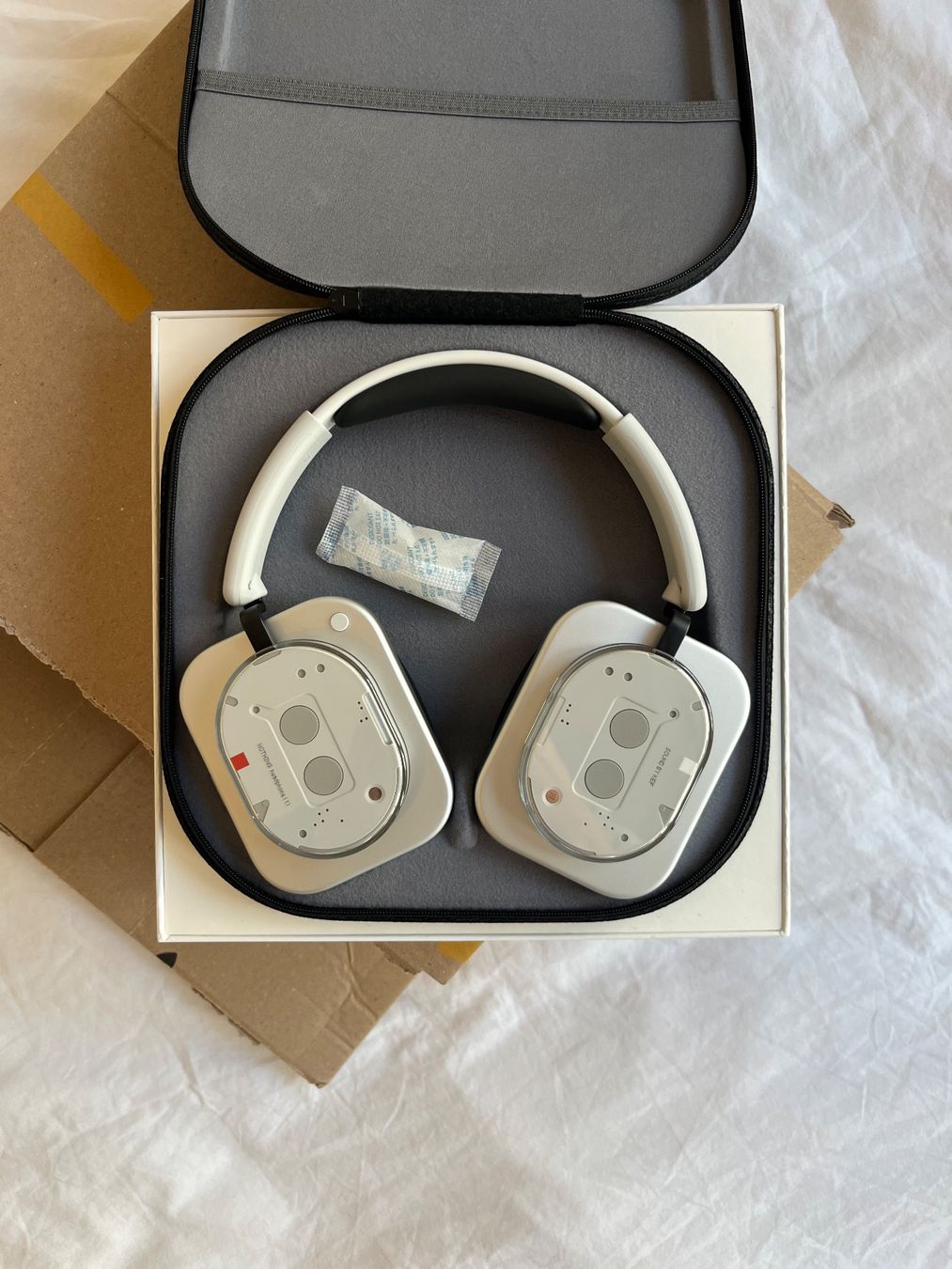 Nothing Casques audio: Nothing Headphone (1) – Neuf avec emballage d'origine à Luzern par val_fdt2 1