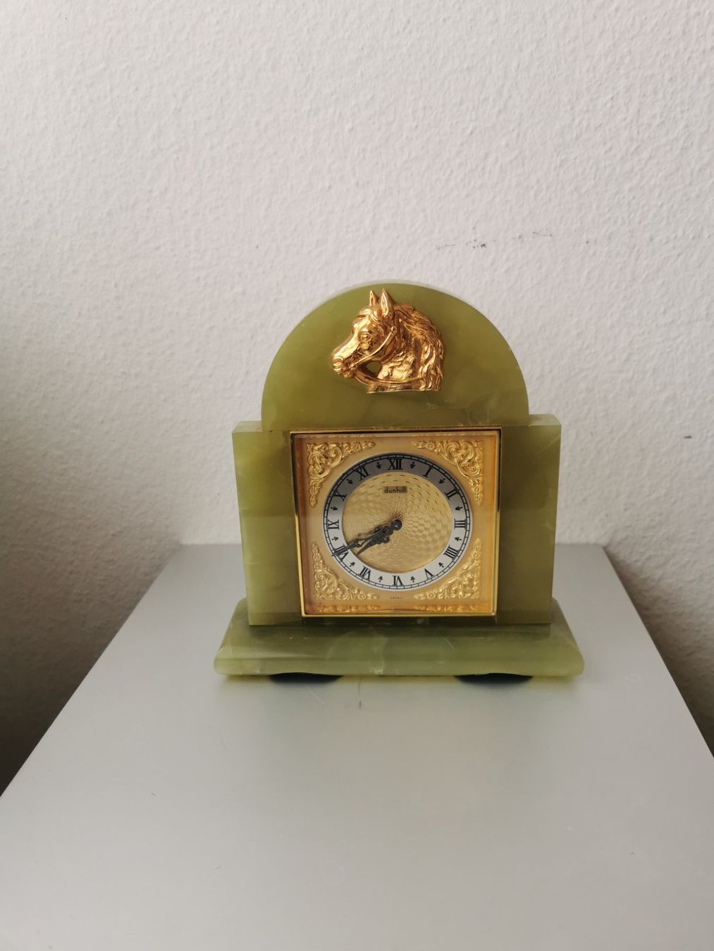 Orologi da terra & Orologi da parete: Antike Tischuhr JADE STEIN DUNHILL ORIGINAL – Usato da Basel venduto da adler024
