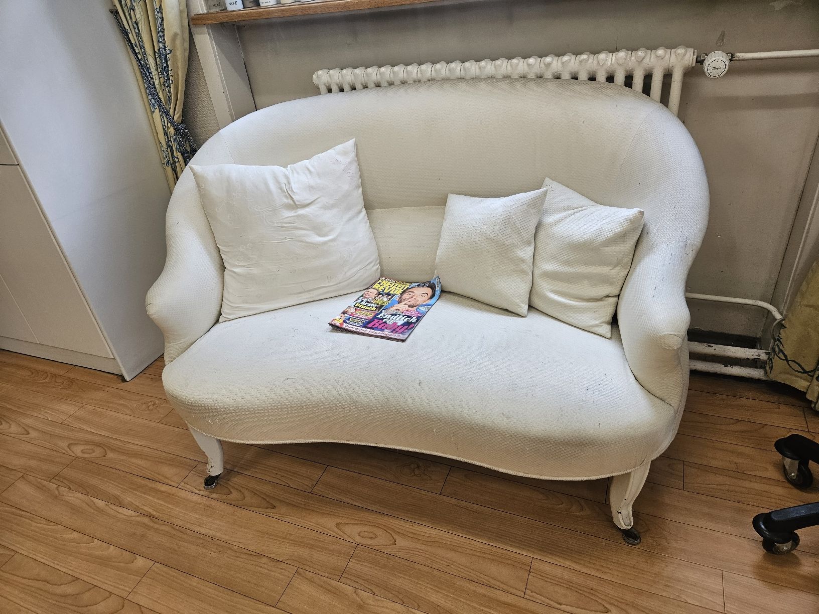 Sofas: Designer Nierensofa – D'occasion à Oberbipp par Marci.A. 1