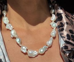 Kette mit Perlen Barock echte