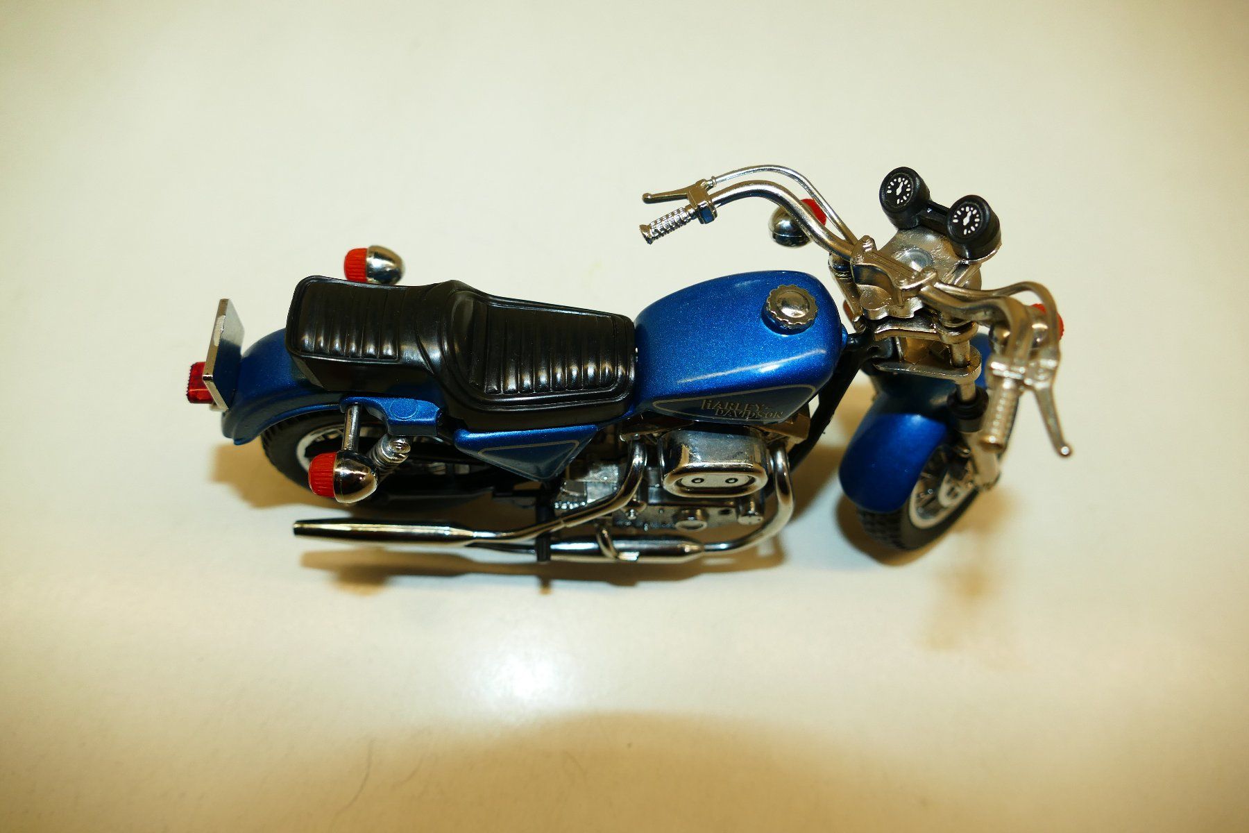 Kit di modellismo & Modellini statici: Matchbox 1:15: Harley Davidson Sportster – Usato da Niederhasli venduto da rail-duerst 4