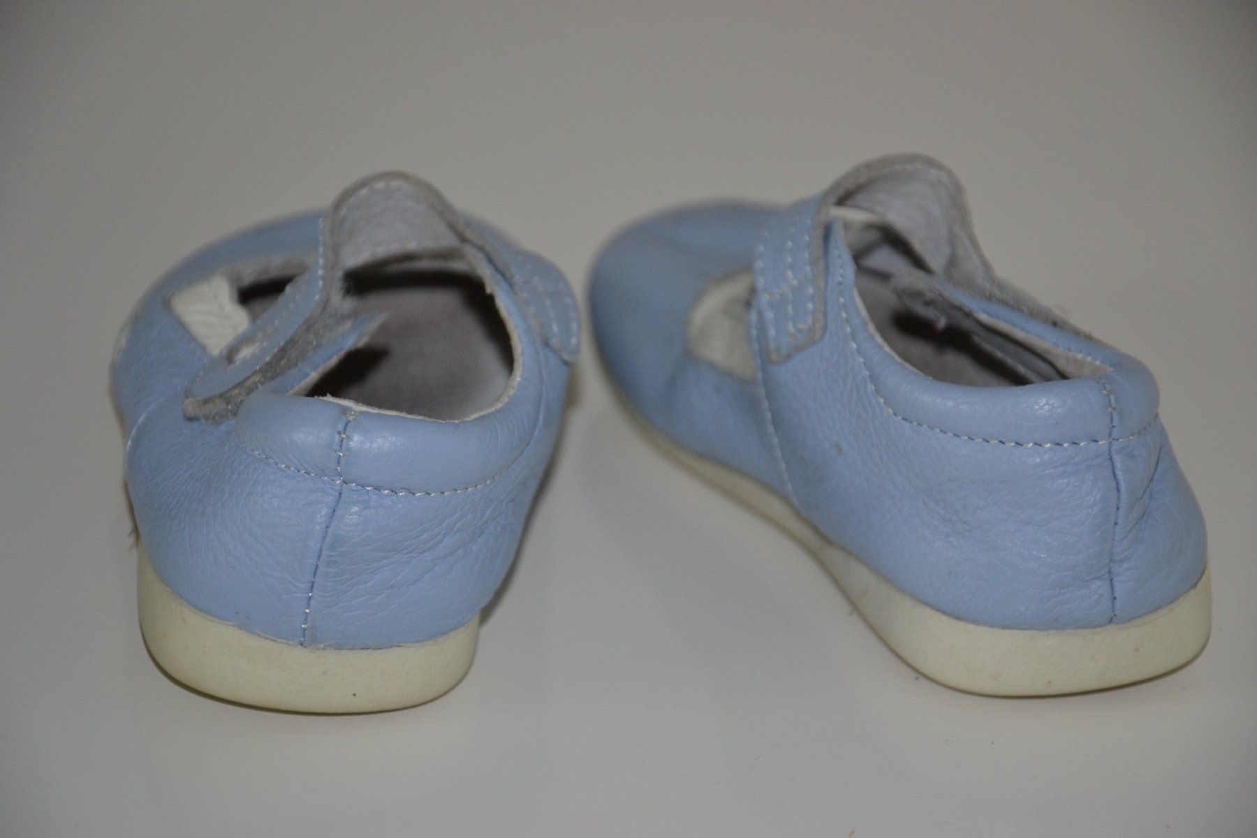 Scarpe per ragazze: Set aus Jäckchen und Ballerinas Gr. 22 – Usato da Münsingen venduto da Mi-Lu 3