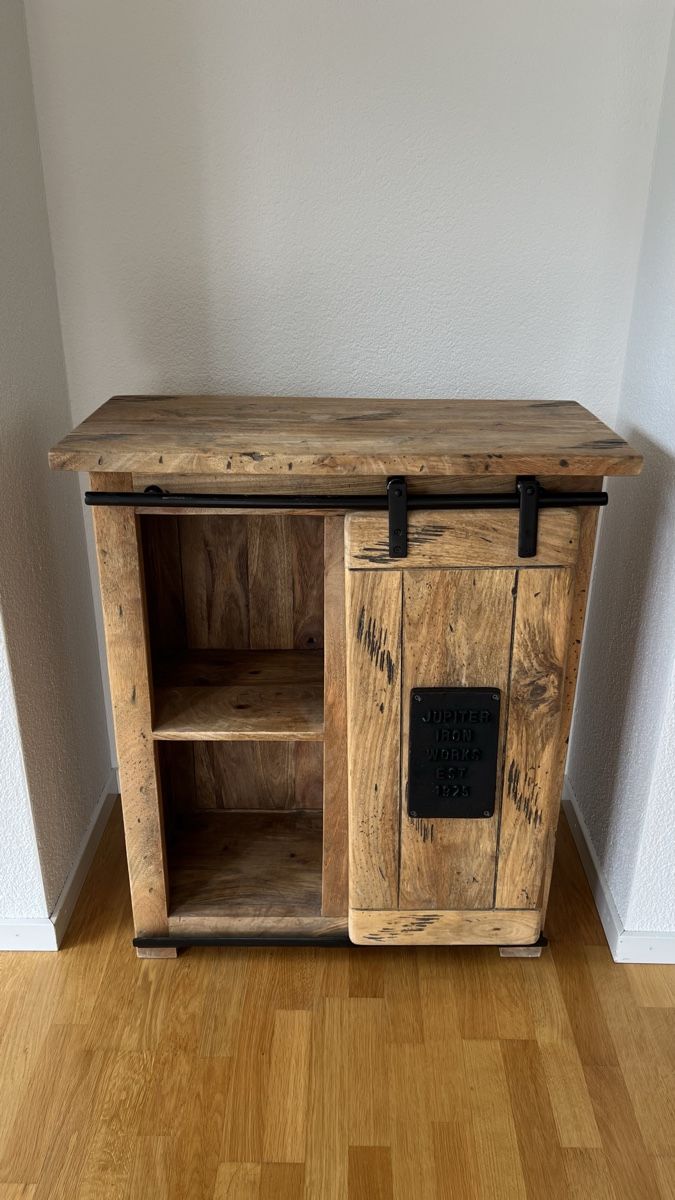 Cassettiere: Sideboard Kommode Holz im Vitage Stil – Usato da Arth venduto da duco37 5
