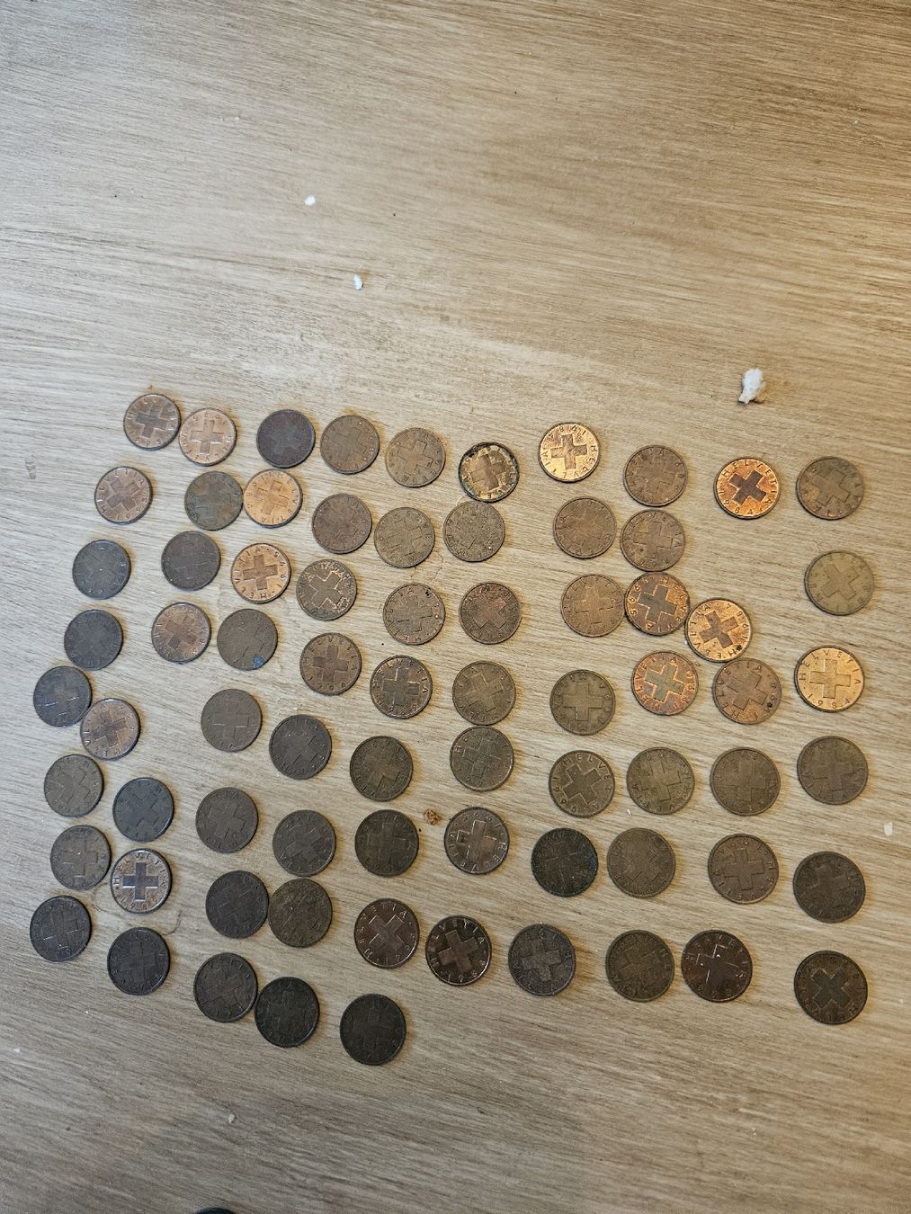 Toutes les monnaies: pieces 1cts – D'occasion à Ste-Croix par elisardo08