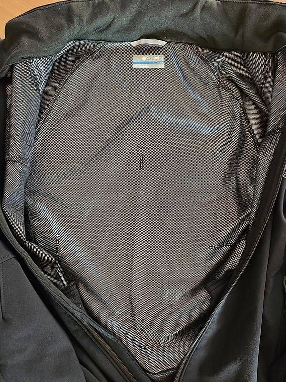 Lotti di vestiti: Männer- Kleiderpaket M verschiedene Marken – Usato da Schenkon venduto da Leoendli 4