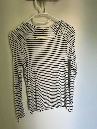 Top von Only neu