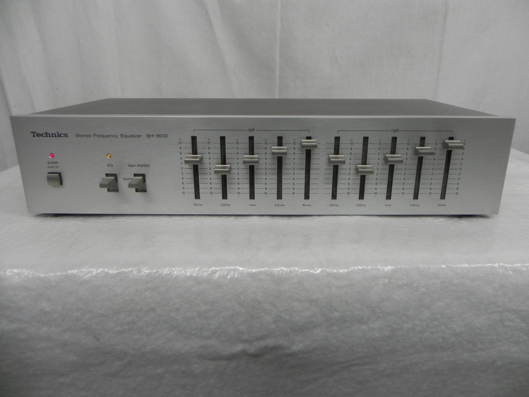 Technics Equalizzatori: Technics Equalizer SH-8010 Revidiert Total Liquidation – Usato da Basel venduto da Life-Style-Art
