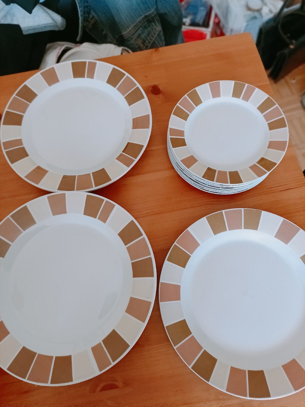 Set di piatti: Set di 6 piatti "Chocolate Squares" vintage, perfetti! – Usato da Lugano venduto da ycd_rv8h
