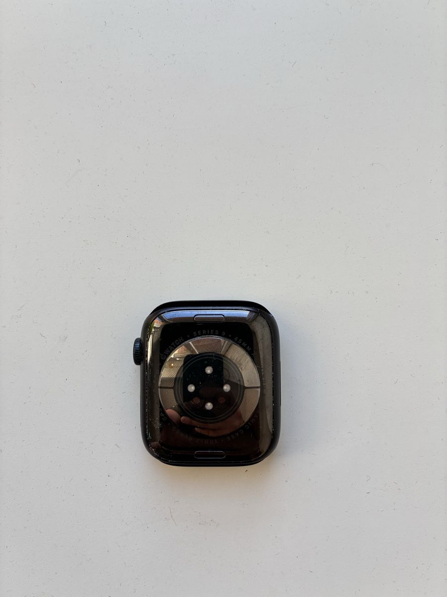 Apple Smartwatch: Apple Watch 9 mit Zubehör – Usato da Zürich venduto da ttseng 2