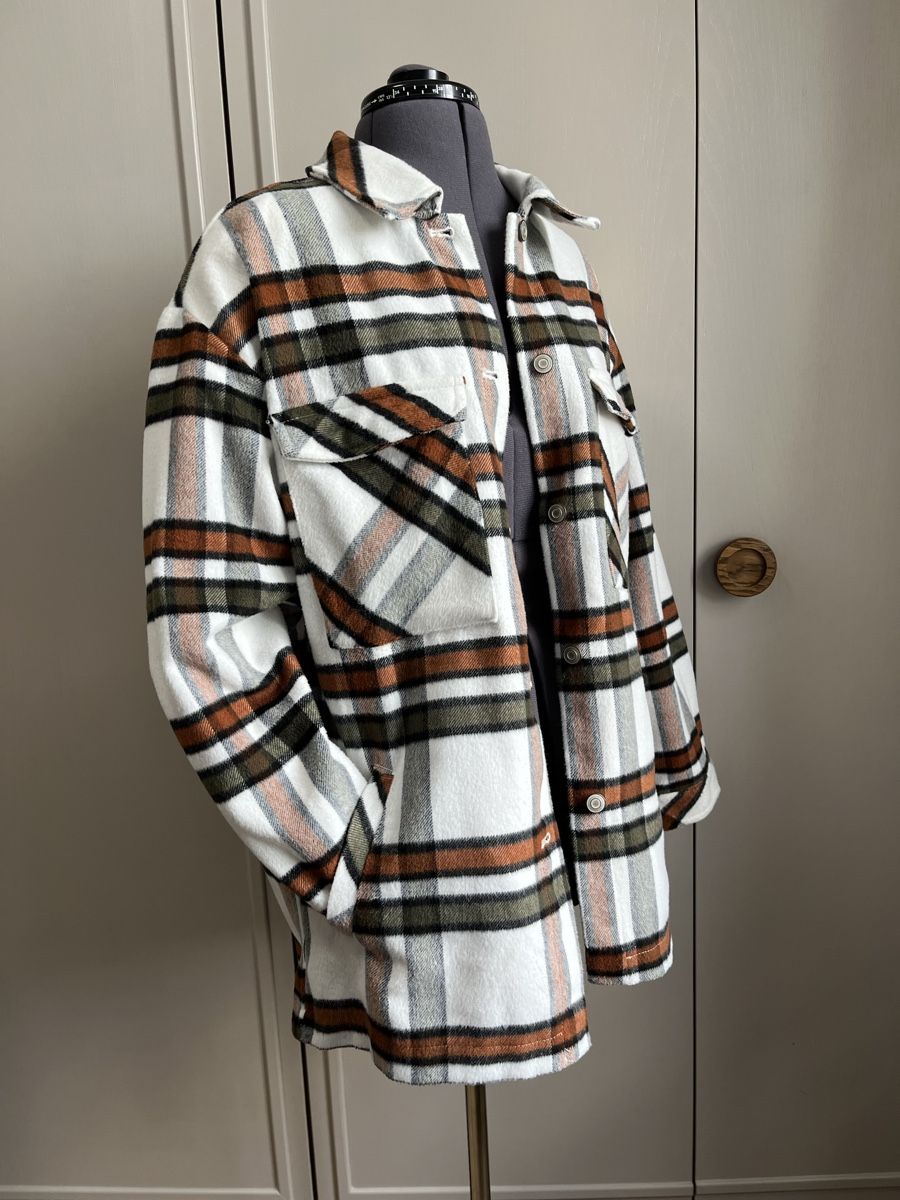 Jacken: Hemdjacke / overshirt – Gebraucht aus Oensingen von Chicotus 1