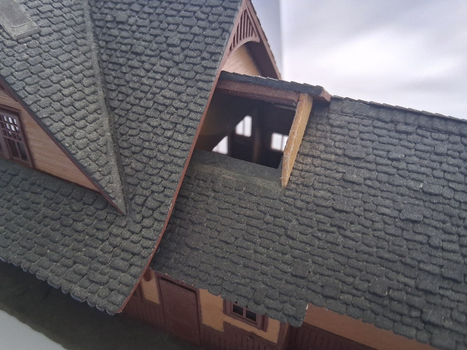 Modellini di ferrovie: Schmalspur US Station 1:87 – Difettoso da Aeschi SO venduto da git_l8rn 2