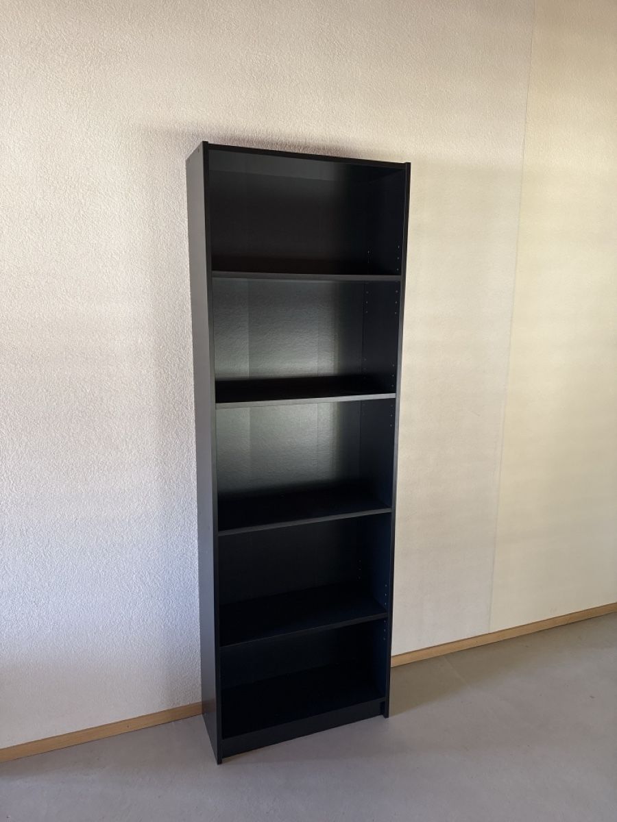 Ikea Scaffali: Bücherregal schwarz – Usato da Nusshof venduto da nepomuk.