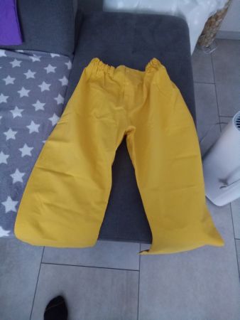 Regenhose, Gr. L, gelb - ideal für schlechtes Wetter!Postver