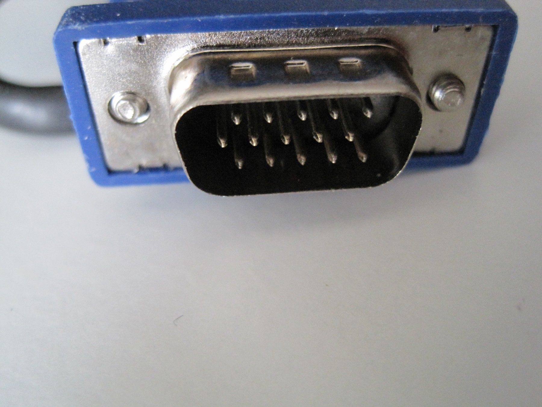 Kabel: Kabel mit 15-Pol D-Stecker – Gebraucht aus Dietwil von Jaenzi 1