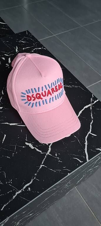 Copricapi, berretti & cappellini: Casquette dsquared2 rose – Usato da Monthey venduto da and_c5w8 2