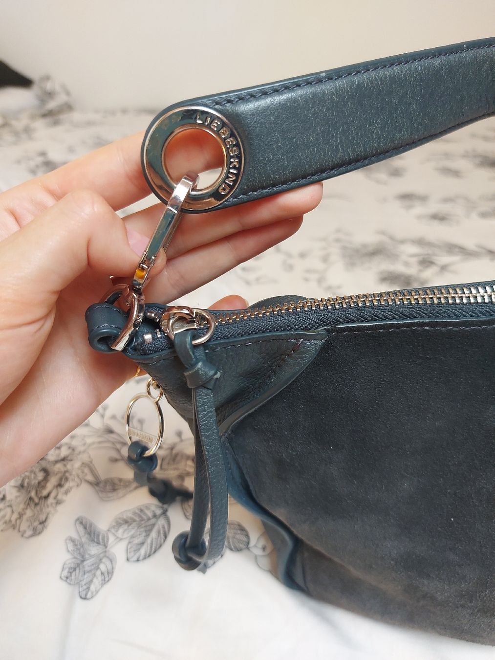 Liebeskind Borse da donna: Sac à main Liebeskind en cuir – Usato da Lausanne venduto da Super-cerise 8