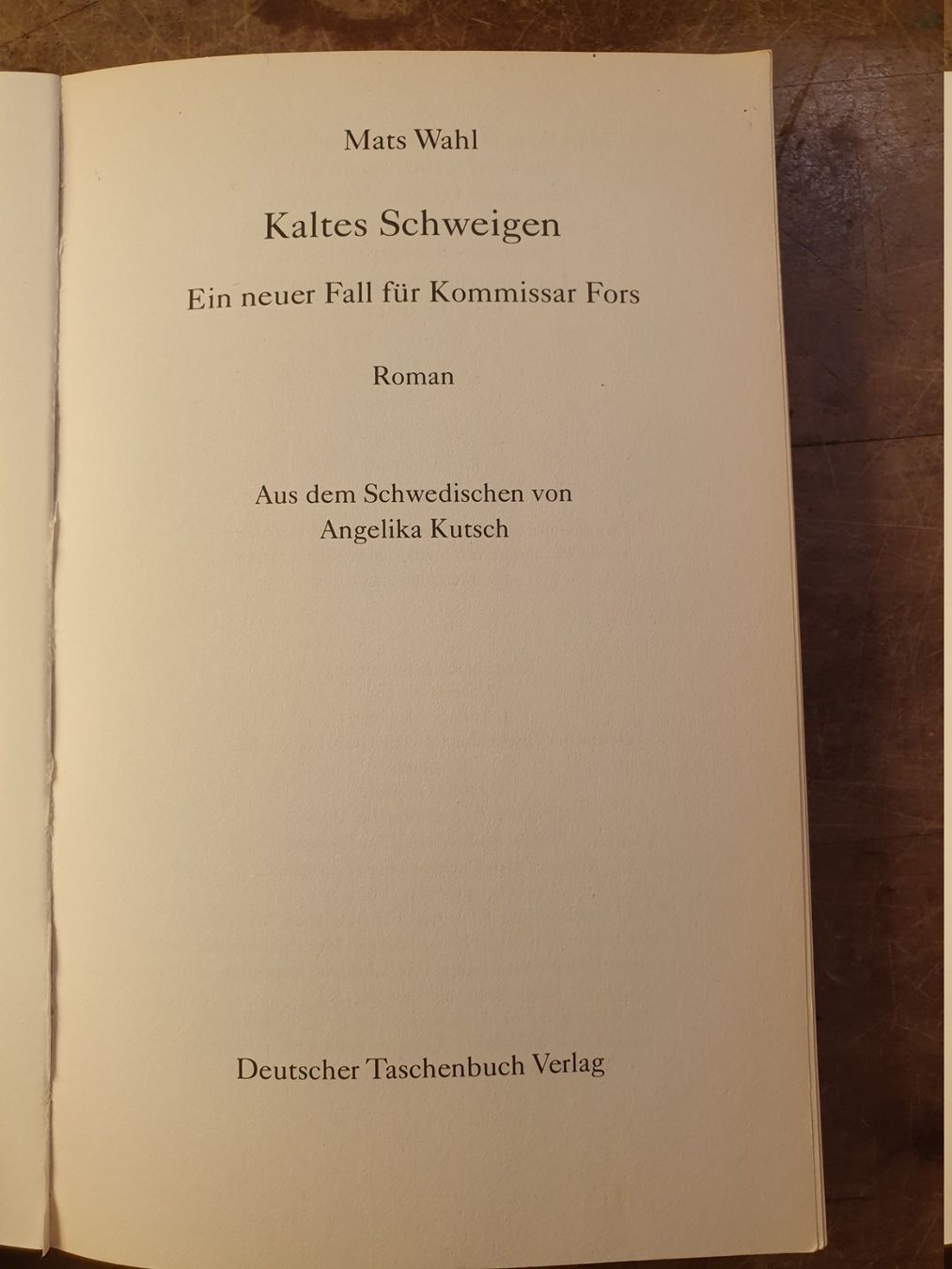 Livres: Kaltes Schweigen - Mats Wahl – D'occasion à Zürich par loosebone 1