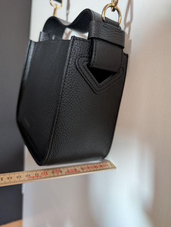 Borse da donna: Adorable petit sac crossbody acheté à Athènes cuir noir grai – Usato da Cheseaux-Lausanne venduto da loscaptos 6