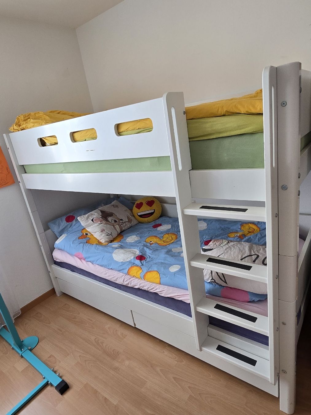 Lits: Kinder Doppelbett – D'occasion à Effretikon par e_xh 1