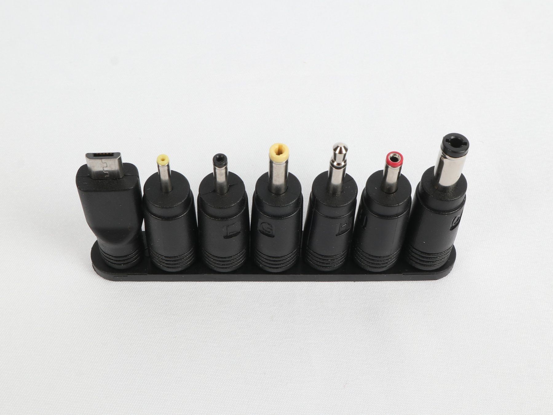 Unità & Adattatore: LOGILINK 3-12 V Universal Power Adapter – Nuovo (secondo la descrizione) da Steinen venduto da Restwert_Steinen 1