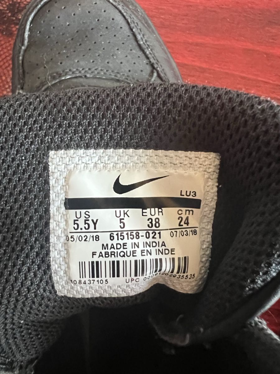 Nike Scarpe da uomo: Basket Nike montantes noires taille 38 – Usato da Chézard-St-Martin venduto da Cheyenne_75 3